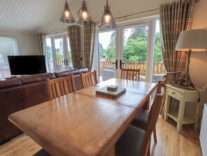 Cottage | Dining - Wansfell Retreat Lodge (Windermere)