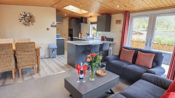 Cottage | Bahagian dalam