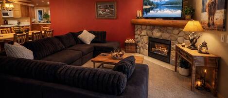 Smart TV, chimenea, videojuegos y futbolito