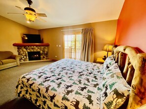 2 slaapkamers, een strijkplank/strijkijzer, reisbedje, gratis wifi