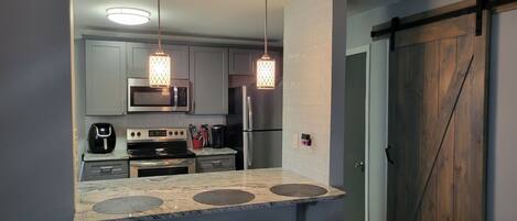 Fridge, microwave, oven, stovetop