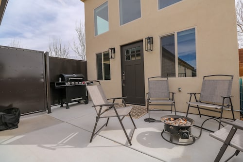 Secluded casita minutes away from Sand Hollow State Park and Zion National Park