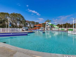 Piscina coperta, piscina all'aperto