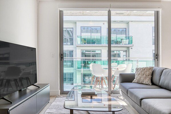 Televisión y estéreo 