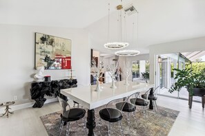Dining - Luxury fully rehabed house with Lake View (Naples)