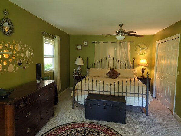 1 bedroom, free WiFi, bed sheets