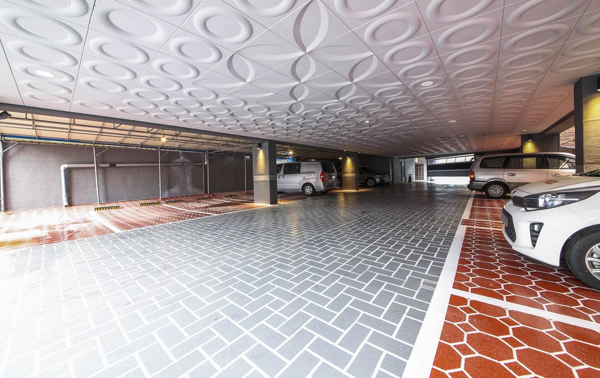 free self-parking, free valet parking