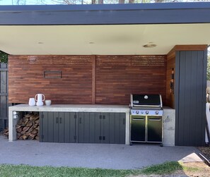 Terrace/patio - Welcome to Rose on Rye, your private oasis.<br> (Rye)