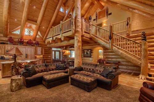 Yosemite's Luxury Estate at The Redwoods in Yosemite
