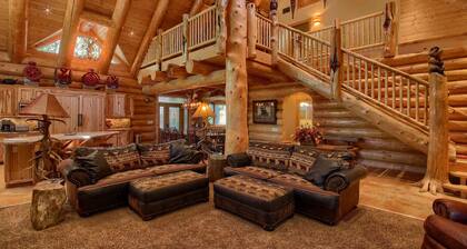 Yosemite's Luxury Estate at The Redwoods in Yosemite