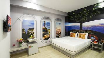 Minibar, värdeförvaringsskåp på rummet, skrivbord och gratis wi-fi