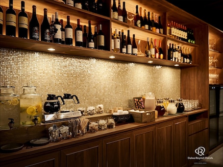 Daily buffet breakfast for a fee. DaiwaRoynetHotel Kobe-Sannomiya PREMIER