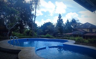 Piscina interna, piscina externa