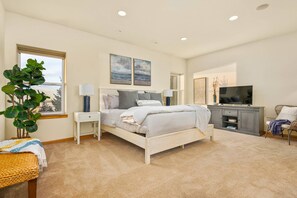 3 soverom, strykejern/-brett og wi-fi (inkludert)