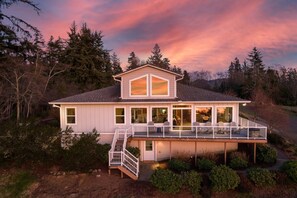 Exterior - Magnificent Bay and Ocean Views, *Pet Friendly*, Hot Tub, Game Room w/ Pool, Foosball, & Ping Pong (Bay City)