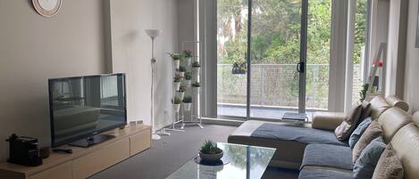 Télévision, espaces bureaux