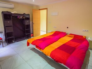 5 bedrooms, Internet