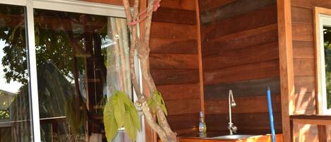 屋外ダイニングエリア