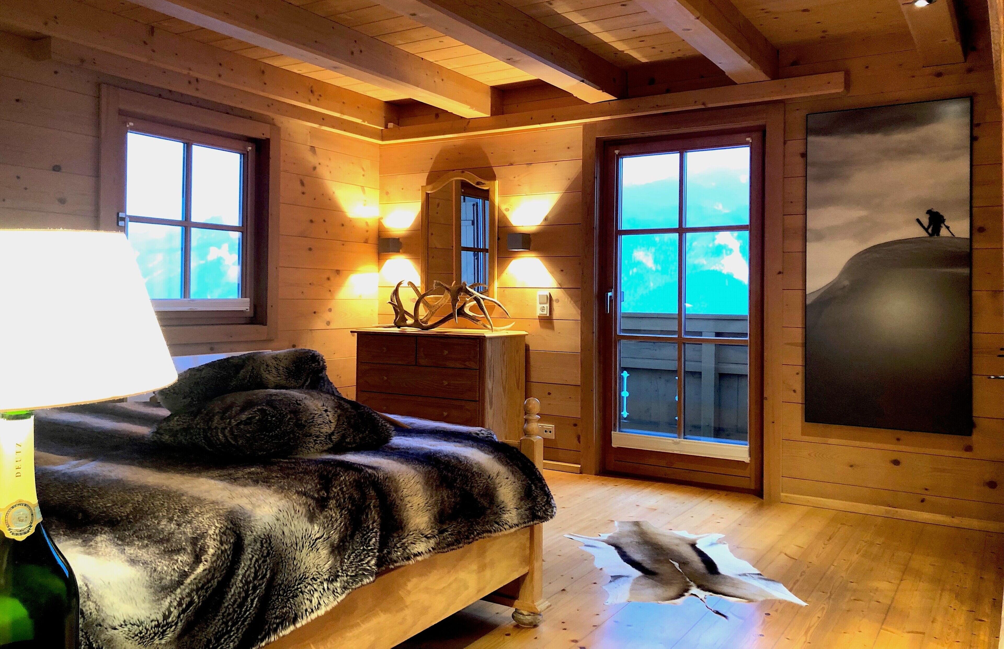 6 bedrooms, free WiFi, bed sheets