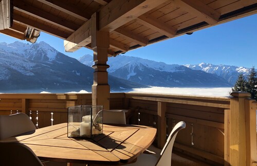 Schönes Chalet Sonnberg mit Sauna, Balkon, Terrassen, Bergblick; Parkplatz vorhanden