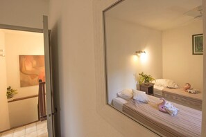 1 camera, Wi-Fi gratuito