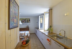 Frigorifero, forno, lavastoviglie, macchina per tè/caffè