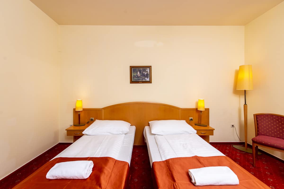 Premium bedding, Select Comfort beds, minibar, in-room safe