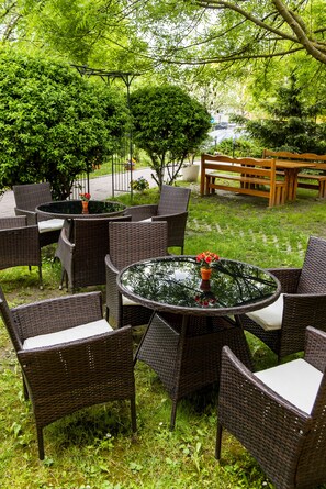 Front of property - Gastland M0 Hotel & Conference Center (Szigetszentmiklos)