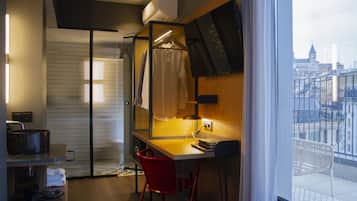 Habitación estándar doble, terraza | Zona de estar