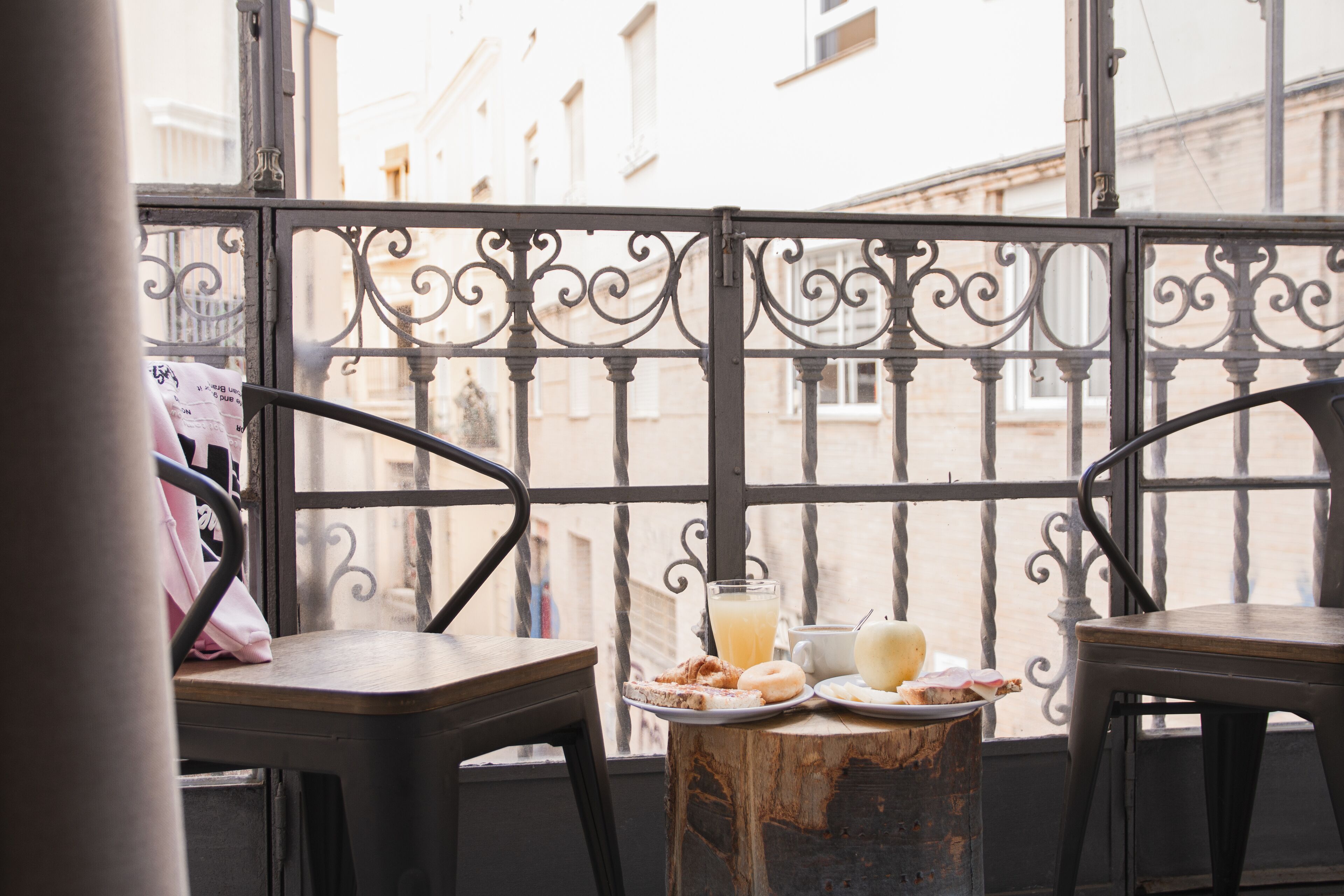 standard double room (con literas) | in-room safe, soundproofing, free wifi, bed sheets