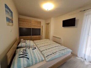 2 Schlafzimmer, Bügeleisen/Bügelbrett, Reisekinderbett, kostenloses WLAN