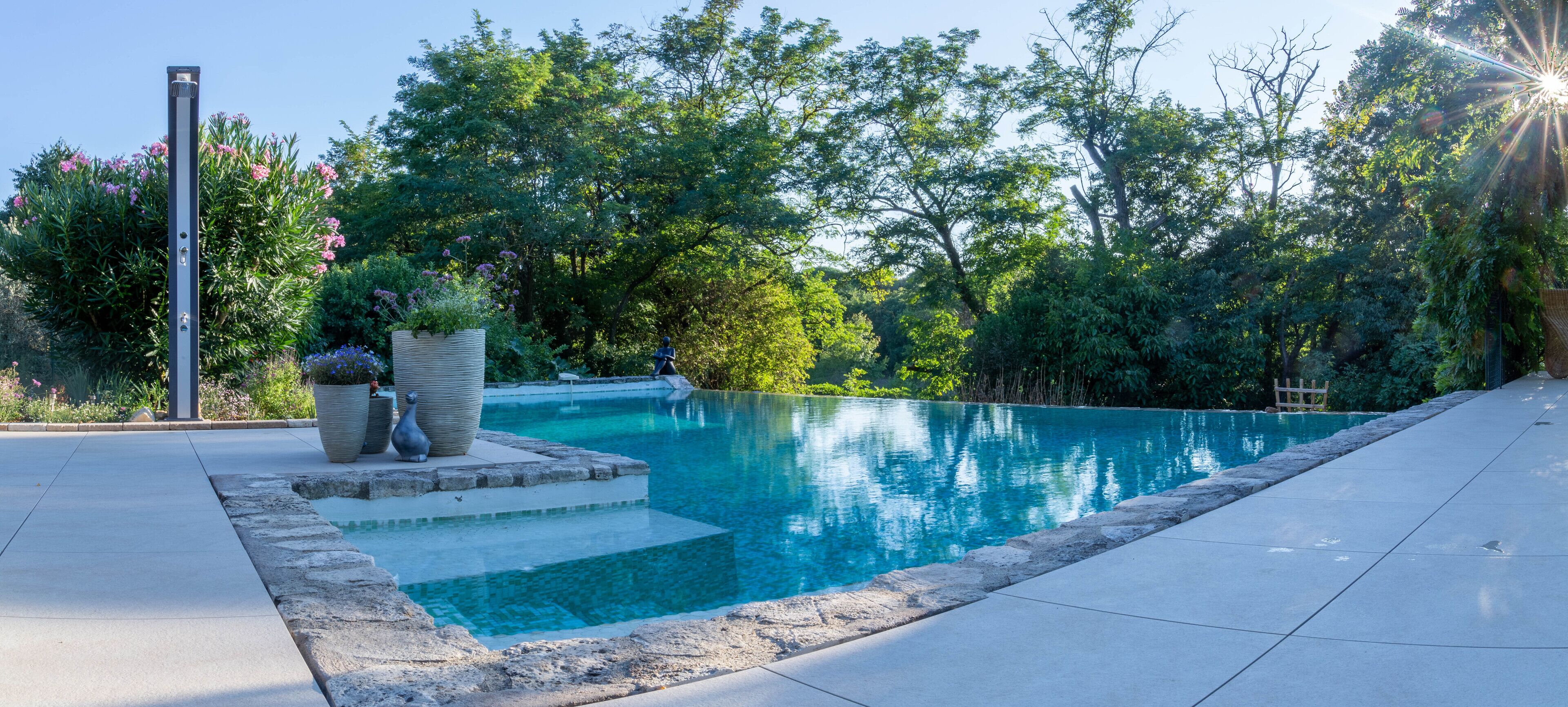 Piscine extérieure, piscine chauffée