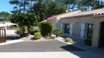 Enceinte de lâhĂ©bergement