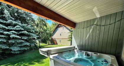 Willow Vistas 6 - Golf - Ski - Hike - Chill - Private Hot Tub - Sleeps 6