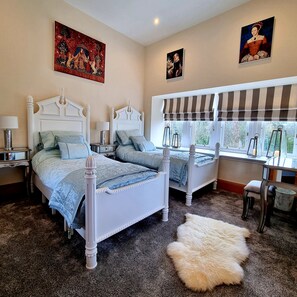 3 habitaciones, tabla de planchar con plancha y wifi gratis 