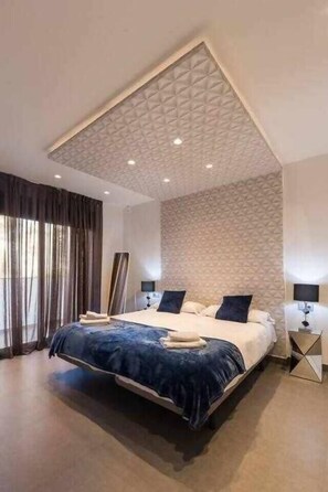 4 bedrooms, iron/ironing board, travel crib, WiFi