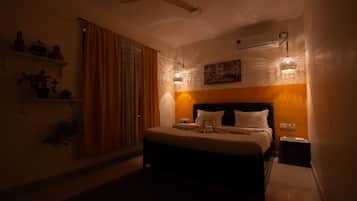 Family Suite Room | 2 bedrooms, memory foam beds, free WiFi