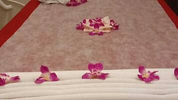 Aromatherapy, deep-tissue massages, Swedish massages, body wraps