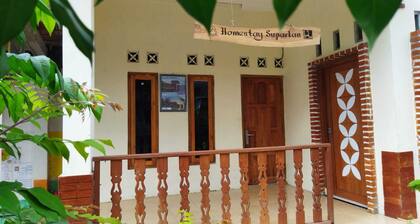 Borobudur Kampung Homestay - Suparlan