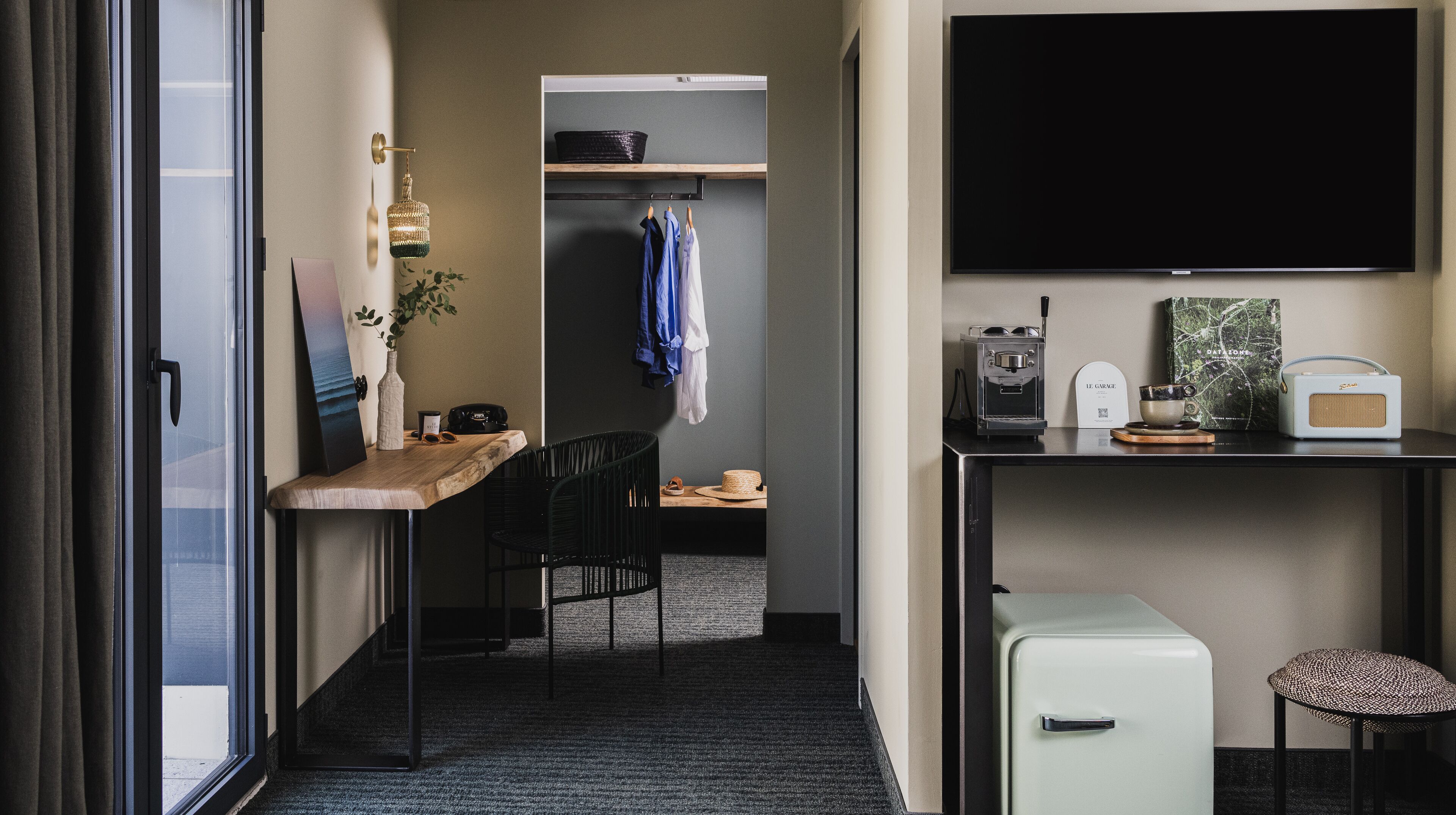 room (cosy - terrasse ocean) | bathroom | hair dryer, bathrobes, slippers, towels