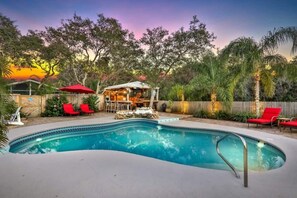 A heated pool - Island Oasis -TWO Homes, TWO Heated Pools, Hot Tub (St. Augustine)