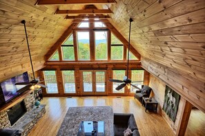 Smart-tv, pejs, bordfodbold