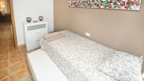 2 bedrooms