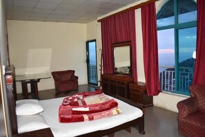 Phòng đôi Deluxe | Bàn ủi/dụng cụ ủi quần áo, truy cập Internet không dây miễn phí