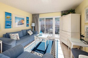 TV - Oceanfront Condominium (Saint Simons Island)