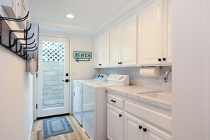 Interior - 1617O: 4 BR, 3 BA House in Oxnard, Sleeps 8 (Oxnard)