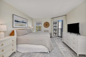 2 bedrooms, iron/ironing board, free WiFi, bed sheets - Only Steps from the Beach! Oceanfront Condo! (Saint Simons Island)