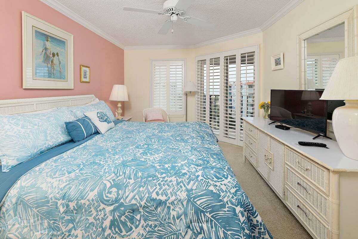 St Simons Island Spacious And Beachfront Condo! - Brunswick, GA