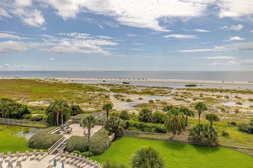 Direct Ocean View Condominium!