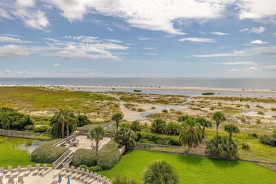 Direct Ocean View Condominium!